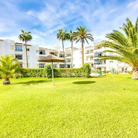 Palmeras 81 Апартаменты Нерха