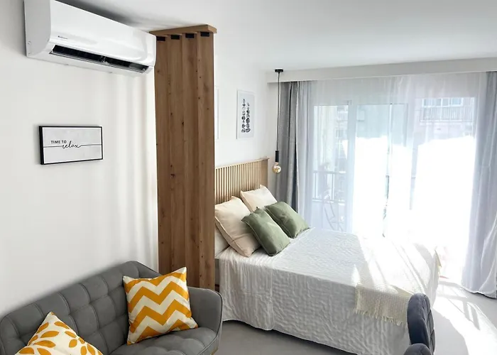 Апартаменты Palmeras 81 *